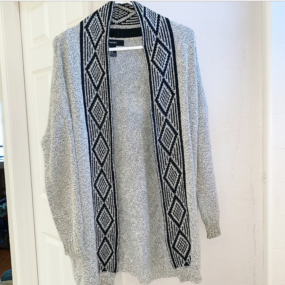 Forever 21 Grey sweater coat